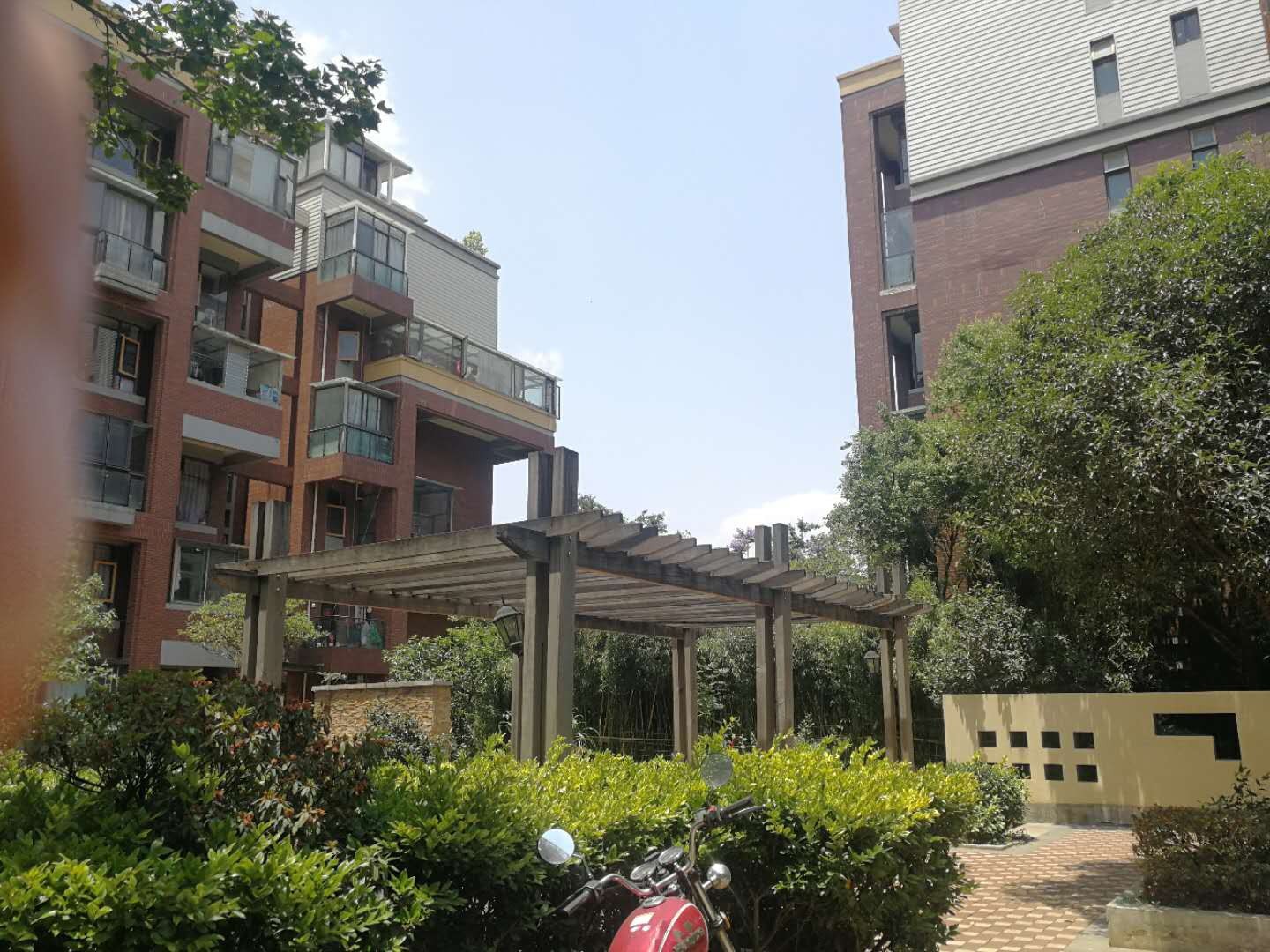 南北 滇池卫城橡尚 3室2厅